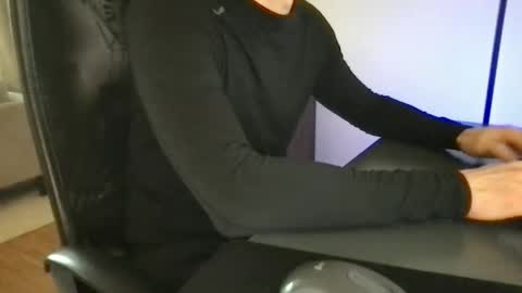 doctor_luv_69 online show from 03/12/26, 10:54