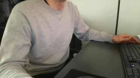 Snapshot of doctor_luv_69 chatting on 04/30/26, 07:04 doctor_luv_69 online show from 04/30/26, 07:04