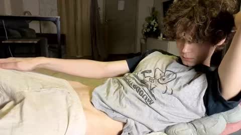 Snapshot of doedeeer chatting on 02/07/26, 01:15 Alex online show from 02/07/26, 01:15