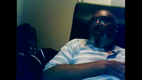 Snapshot of dofrank96 chatting on 09/09/25, 10:20 dofrank96 online show from 09/09/25, 10:20