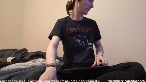 Snapshot of dogencb chatting on 01/09/26, 06:05 Dogencb online show from 01/09/26, 06:05