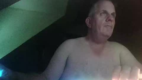 Snapshot of doggy2629 chatting on 10/25/25, 06:54 doggy2629 online show from 10/25/25, 06:54