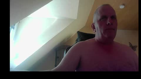 doggy2629 online show from 04/19/26, 03:44