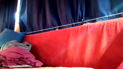 Snapshot of doghouseblue chatting on 01/12/25, 10:12 doghouseblue online show from 01/12/25, 10:12