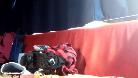 Snapshot of doghouseblue chatting on 02/28/25, 03:48 doghouseblue online show from 02/28/25, 03:48