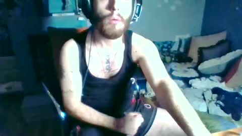 Snapshot of dogwithamohawk chatting on 01/06/25, 09:00 dogwithamohawk online show from 01/06/25, 09:00