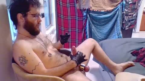 Snapshot of dogwithamohawk chatting on 12/15/25, 09:35 dogwithamohawk online show from 12/15/25, 09:35