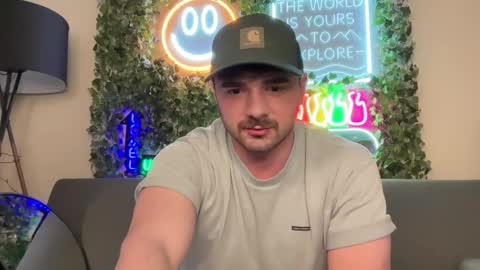 Snapshot of dohmerboyz chatting on 02/25/26, 04:22 GIJO online show from 02/25/26, 04:22