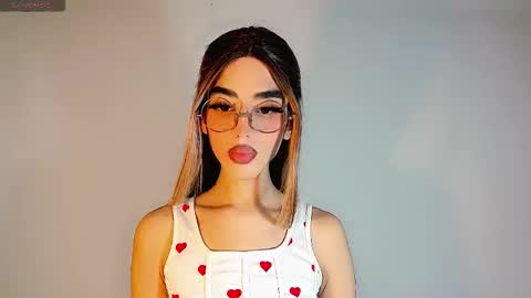 Snapshot of dolarcity760752 chatting on 11/19/25, 09:20 dolarcity760752 online show from 11/19/25, 09:20