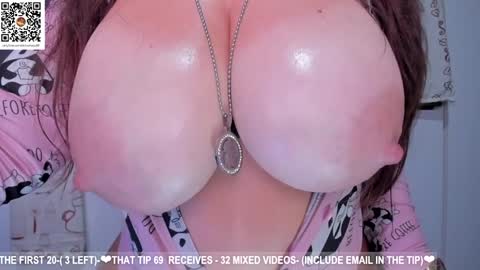 Snapshot of dolce4you69 chatting on 01/22/25, 11:23 Dea----IF YOU WANT TO SUPPORT ME -Purshase subscribtions scroll BIO  THANK YOU LOVE - online show from 01/22/25, 11:23