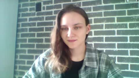 Snapshot of dolcezza_ chatting on 04/17/26, 11:24 dolcezza_ online show from 04/17/26, 11:24