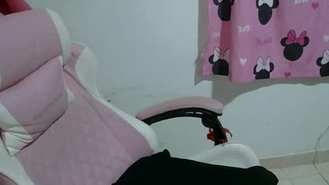 doll78latin online show from 02/19/26, 01:56