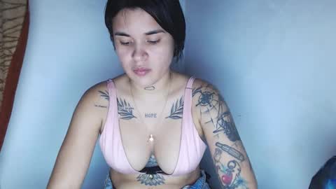 Snapshot of doll_and_thebrown chatting on 10/30/25, 02:46 doll_and_thebrown online show from 10/30/25, 02:46