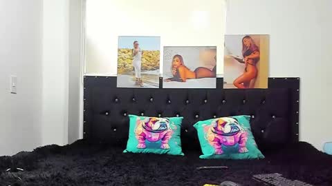 Snapshot of doll_celeste19 chatting on 02/09/25, 06:05 C E L E S T E online show from 02/09/25, 06:05