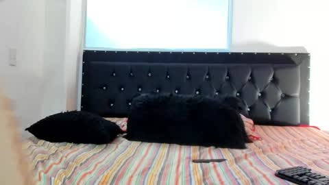 Snapshot of doll_celeste19 chatting on 09/24/25, 08:56 C E L E S T E online show from 09/24/25, 08:56