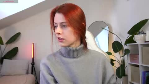 Your doll Lesli online show from 01/17/26, 11:48