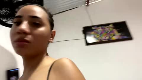 Snapshot of doll_miaa chatting on 09/22/25, 07:05 doll_miaa online show from 09/22/25, 07:05