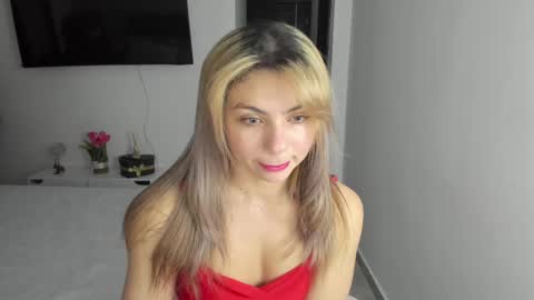 doll_oriana online show from 03/12/25, 10:39