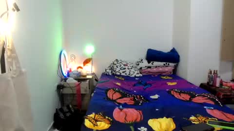Snapshot of doll_sary chatting on 06/24/26, 11:15 Catherine XXX online show from 06/24/26, 11:15