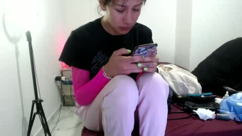 Snapshot of doll_sary chatting on 07/08/26, 06:23 Catherine XXX online show from 07/08/26, 06:23