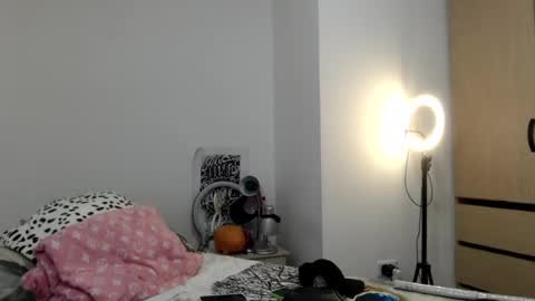 Snapshot of doll_sary chatting on 07/21/26, 07:49 Catherine XXX online show from 07/21/26, 07:49