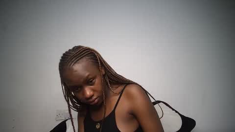 Snapshot of dollberry chatting on 12/28/24, 06:40 dollberry online show from 12/28/24, 06:40