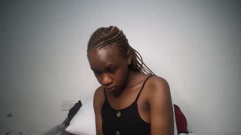 Snapshot of dollberry chatting on 01/04/25, 01:42 dollberry online show from 01/04/25, 01:42