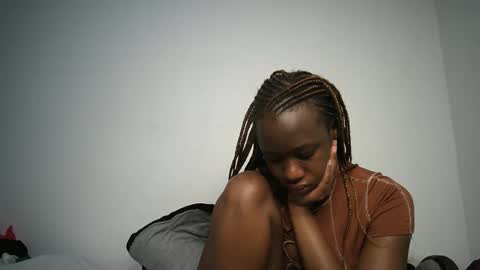 Snapshot of dollberry chatting on 01/06/25, 11:31 dollberry online show from 01/06/25, 11:31