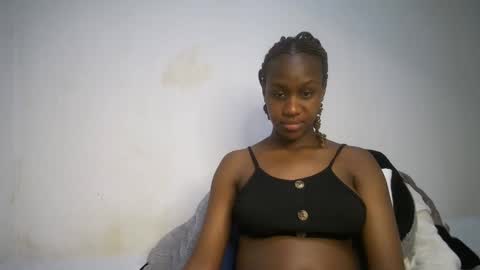 Snapshot of dollberry chatting on 02/10/25, 01:24 dollberry online show from 02/10/25, 01:24