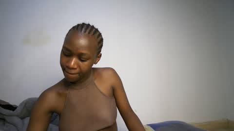 Snapshot of dollberry chatting on 02/19/25, 11:36 dollberry online show from 02/19/25, 11:36