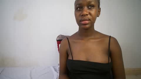 Snapshot of dollberry chatting on 03/05/25, 07:05 dollberry online show from 03/05/25, 07:05