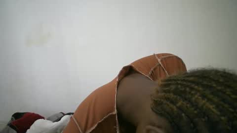 Snapshot of dollberry chatting on 03/11/25, 07:58 dollberry online show from 03/11/25, 07:58