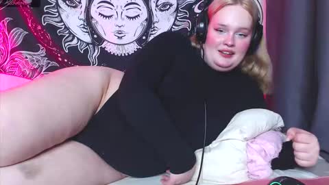 Miss Rose online show from 11/08/25, 07:01