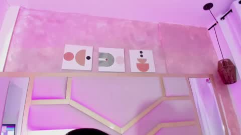 Snapshot of dollsweety chatting on 09/27/25, 10:37 Dollsweety online show from 09/27/25, 10:37