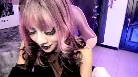 dolly_bones online show from 06/13/26, 05:49