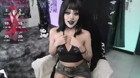 dolly_bones online show from 07/30/26, 05:39