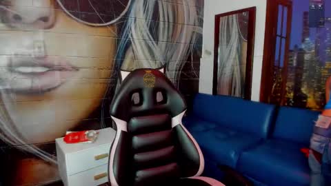 Dolly pocket online show from 03/25/26, 09:10