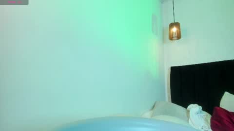 Snapshot of dolly_zoe chatting on 06/25/26, 12:42 Call me Zoe online show from 06/25/26, 12:42