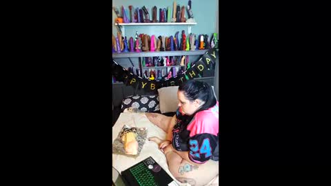 dollydarkside online show from 05/14/26, 12:06