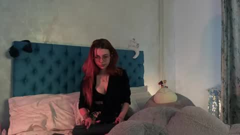 Snapshot of doloressage chatting on 06/19/26, 03:49 Dolores Sage online show from 06/19/26, 03:49