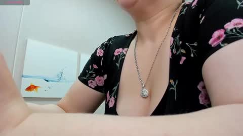 DoloresSea online show from 01/18/26, 05:33