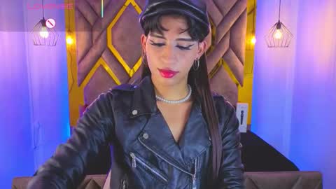 dom_veneno online show from 11/24/25, 07:13