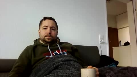 Snapshot of dombio_12 chatting on 02/22/25, 11:35 dombio_12 online show from 02/22/25, 11:35