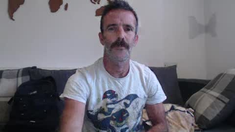 Snapshot of dombolio chatting on 07/18/26, 01:37 Dombol online show from 07/18/26, 01:37
