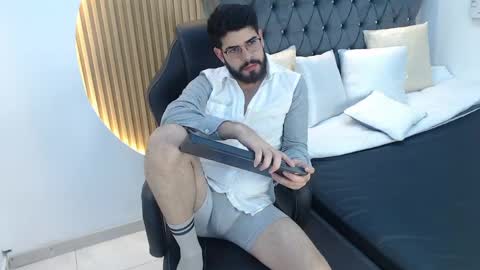 domboy  online show from 05/23/26, 08:24