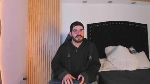 domboy  online show from 07/11/26, 08:11