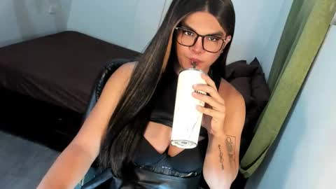 ANGELA online show from 11/21/25, 01:59