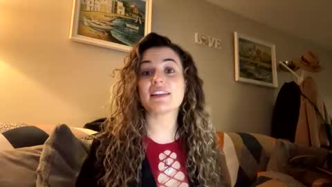 Snapshot of dominatrix_victoria chatting on 02/26/25, 09:16 Victoria online show from 02/26/25, 09:16