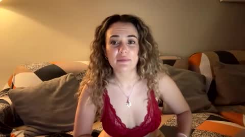 Snapshot of dominatrix_victoria chatting on 02/28/25, 01:05 Victoria online show from 02/28/25, 01:05