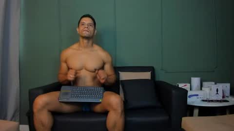 Dominc berry online show from 06/13/26, 12:14